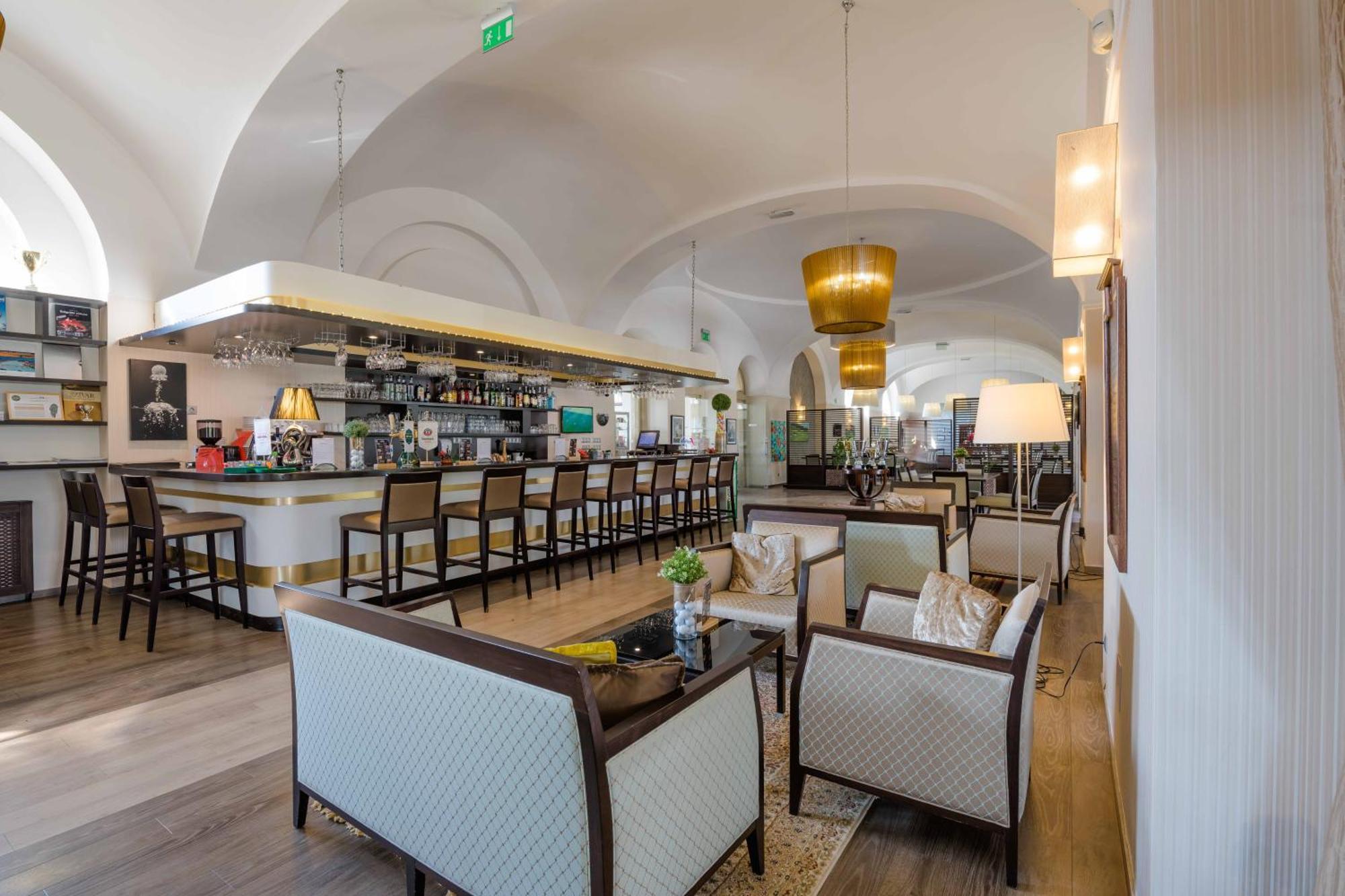 Pannonia Golf & Country Club Bed & Breakfast Alcsutdoboz ภายนอก รูปภาพ
