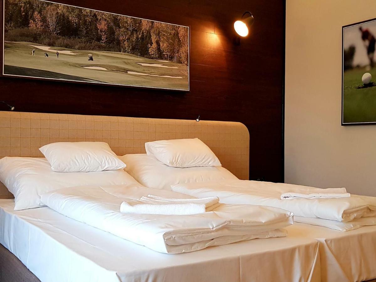 Pannonia Golf & Country Club Bed & Breakfast Alcsutdoboz ภายนอก รูปภาพ