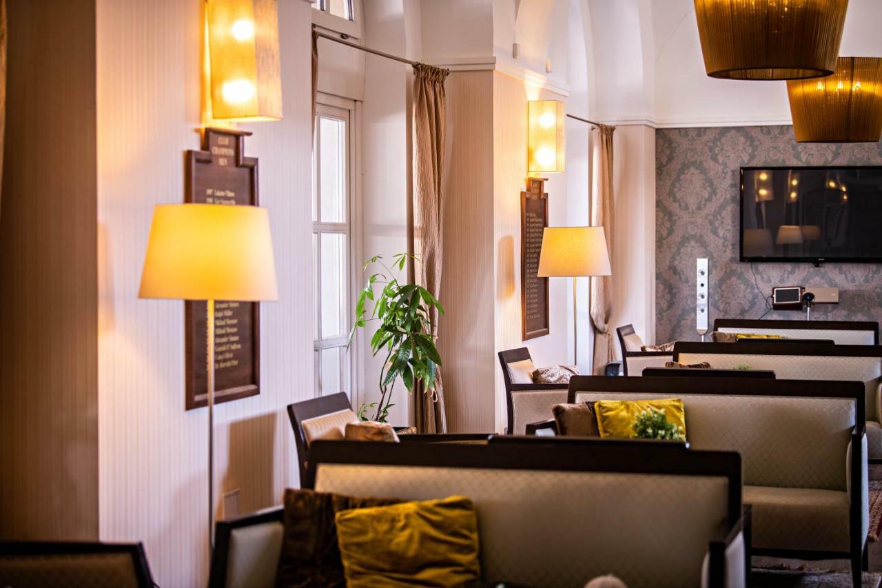 Pannonia Golf & Country Club Bed & Breakfast Alcsutdoboz ภายนอก รูปภาพ