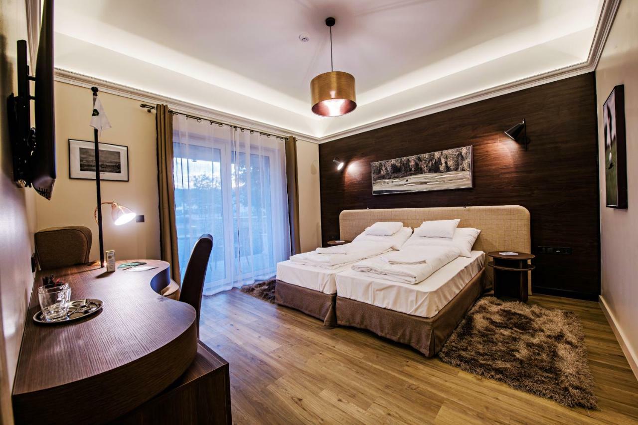 Pannonia Golf & Country Club Bed & Breakfast Alcsutdoboz ภายนอก รูปภาพ